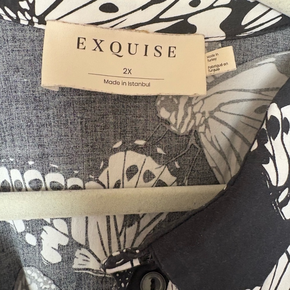 Elegant Black and White Butterfly Print Dress - Picture 4 of 5